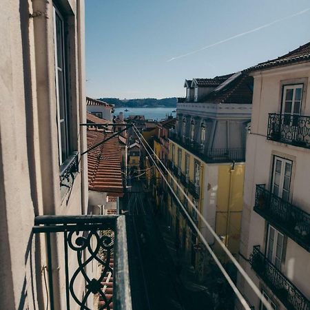 The Blue House - Bica Yellow Tram Lisboa 外观 照片